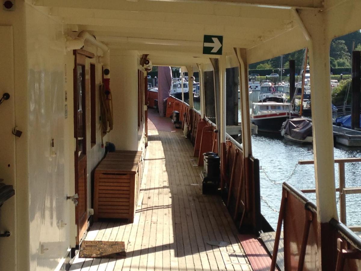 De Logeerboot Dordrecht Bed & Breakfast Bagian luar foto