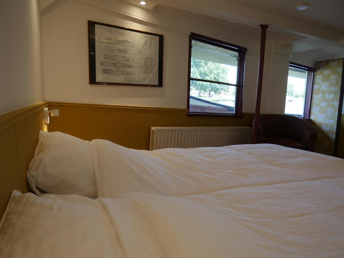 De Logeerboot Dordrecht Bed & Breakfast Bagian luar foto